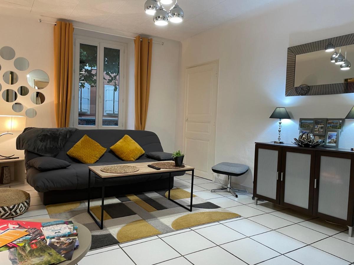 T2 Plein Centre Au 1Er Etage Avec Parking Prive Apartment Millau Exterior photo